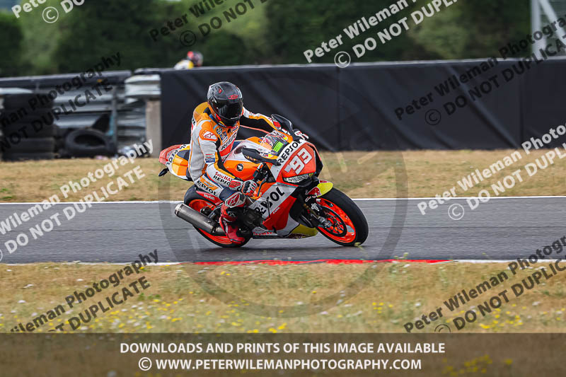 enduro digital images;event digital images;eventdigitalimages;no limits trackdays;peter wileman photography;racing digital images;snetterton;snetterton no limits trackday;snetterton photographs;snetterton trackday photographs;trackday digital images;trackday photos